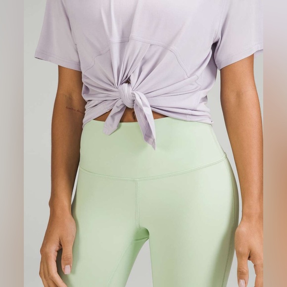 Lululemon Modal Silk Blend Tie Front Yoga Tee size 4 Faint Lavender FTLV - Picture 2 of 6